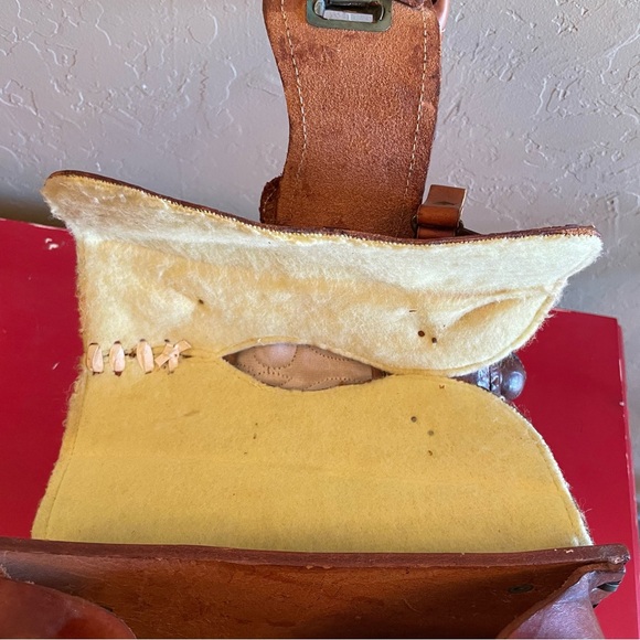 Vintage Western Tooled Leather Horse Saddle Purse Shoulder Bag Brown - Picture 7 of 10